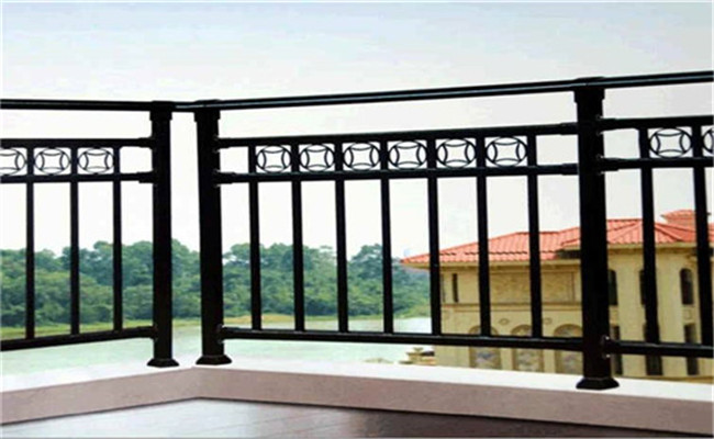 南京少博「品质保障」(图)-仿古铁艺护栏定做-句容铁艺护栏