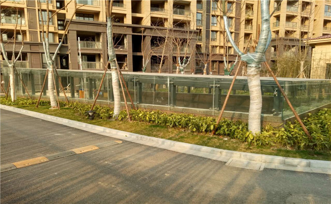南京钢结构-少博金属「可靠省心」-钢结构雨棚施工
